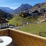 Garni Alpin Live Apartmanhotel 3*