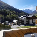 Garni Alpin Live Aparthotel 3*
