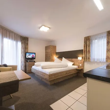 公寓式酒店 Garni Alpin Live 萨姆瑙恩