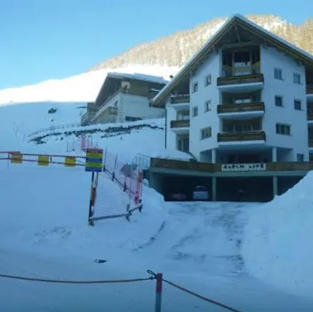 公寓式酒店 Garni Alpin Live 3*