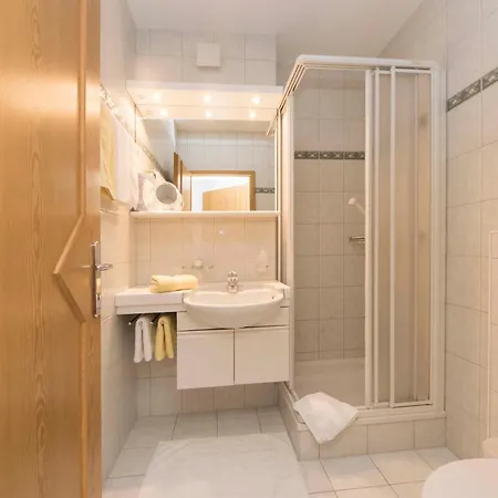 Aparthotel Garni Alpin Live 3*