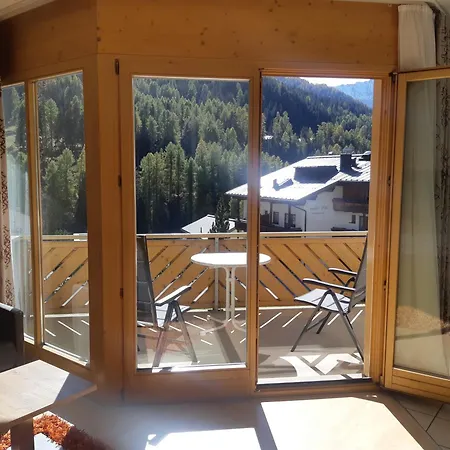 Garni Alpin Live Aparthotel 3*