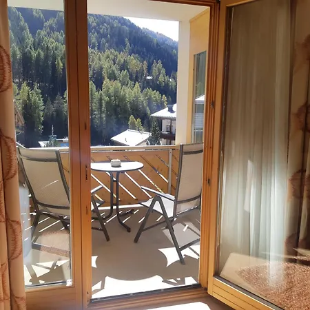 Apart Otel Garni Alpin Live