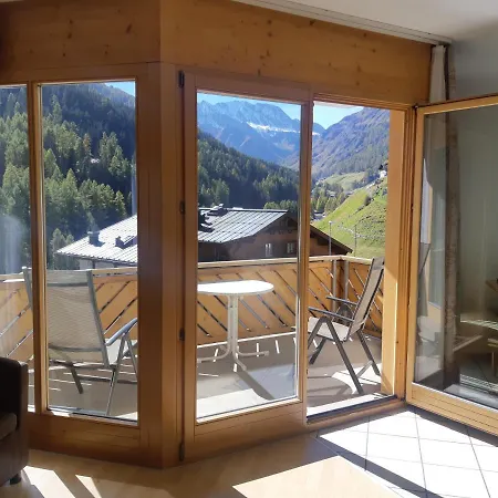 Garni Alpin Live Апарт-отель Замнаун