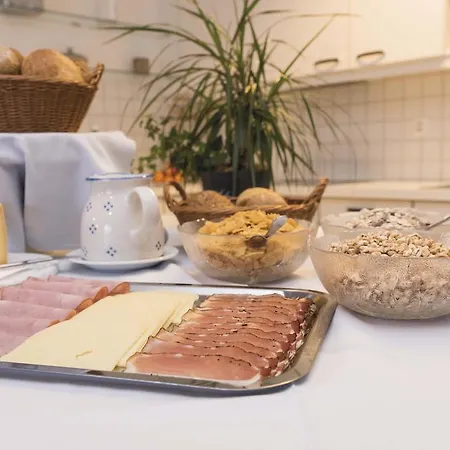 Апарт-отель Garni Alpin Live Замнаун